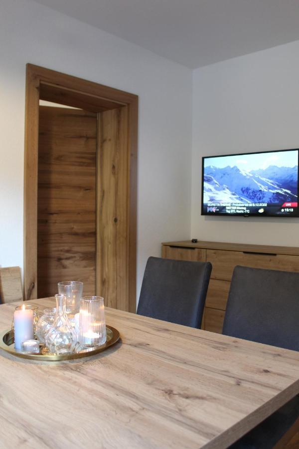 Chasa Patria Apartments Ишгъл Екстериор снимка